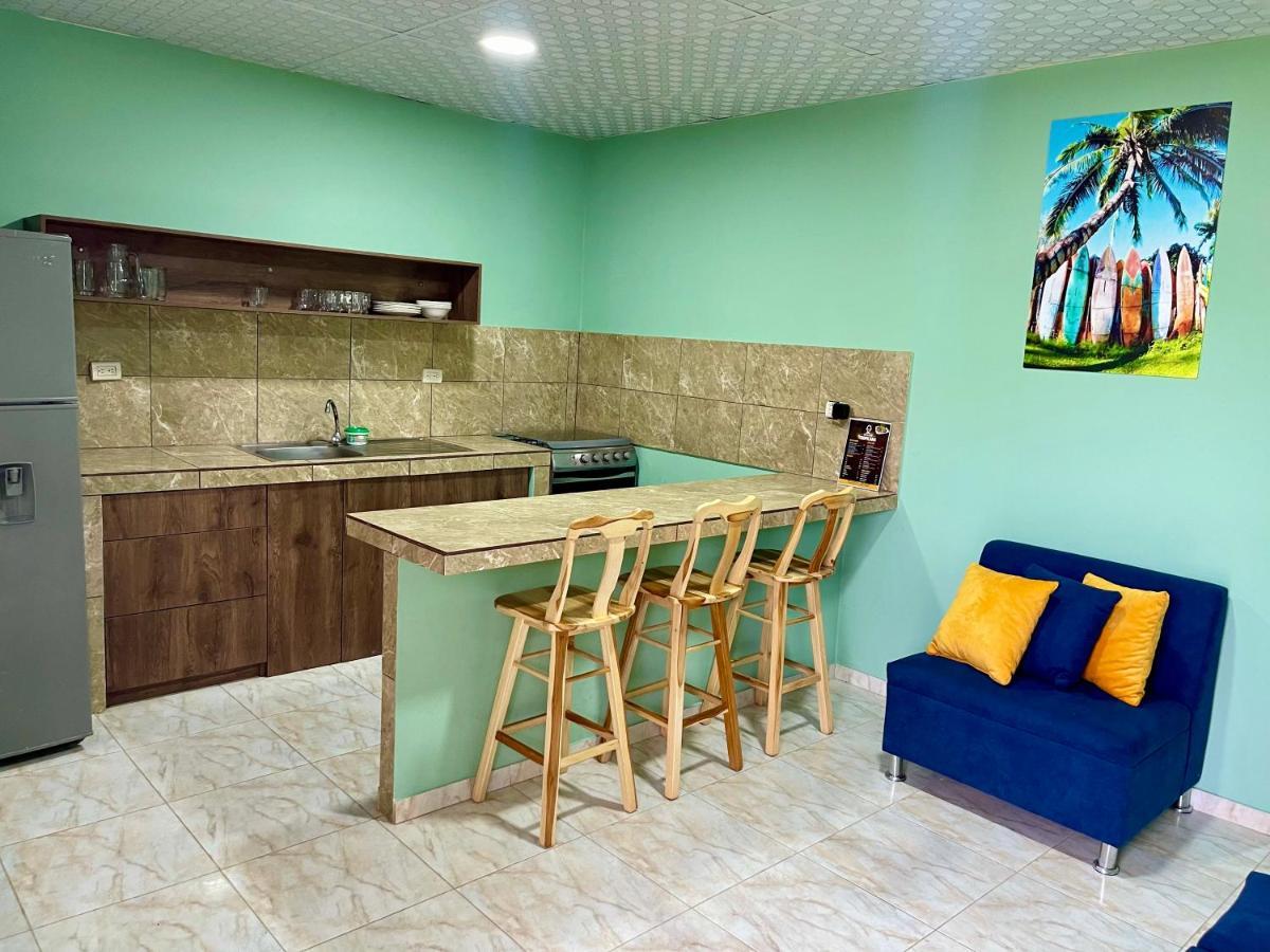 Hostal Tropicoco Hotel Плаяс Екстериор снимка