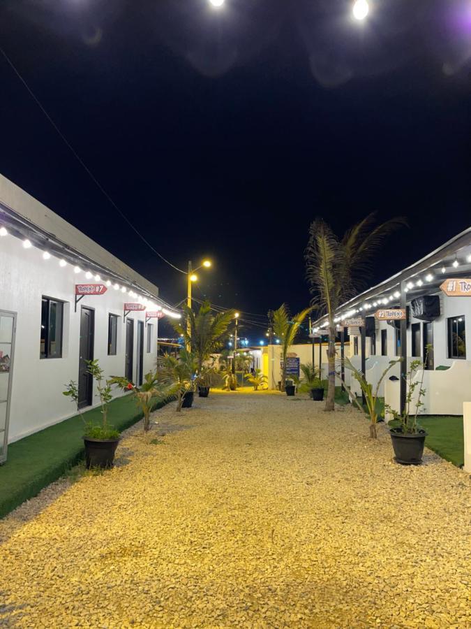 Hostal Tropicoco Hotel Плаяс Екстериор снимка