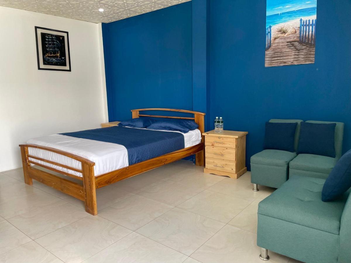 Hostal Tropicoco Hotel Плаяс Екстериор снимка