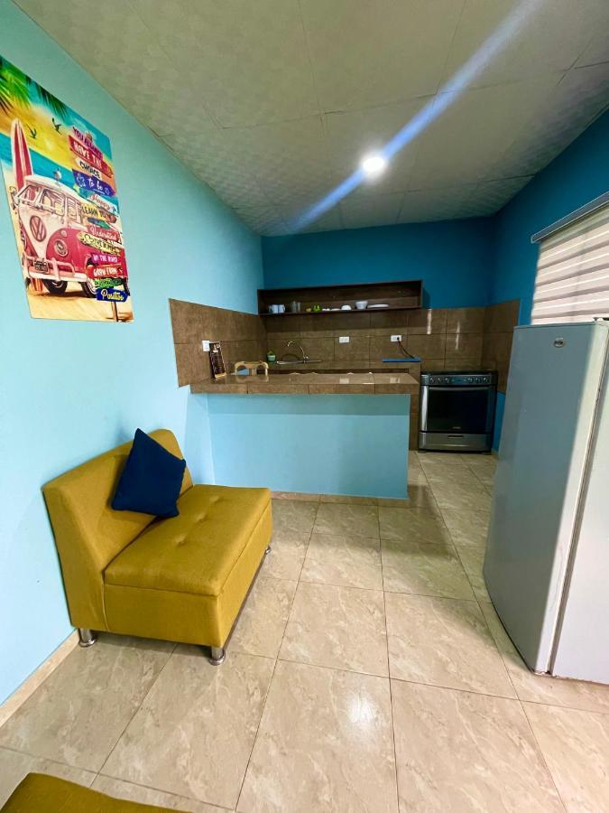 Hostal Tropicoco Hotel Плаяс Екстериор снимка